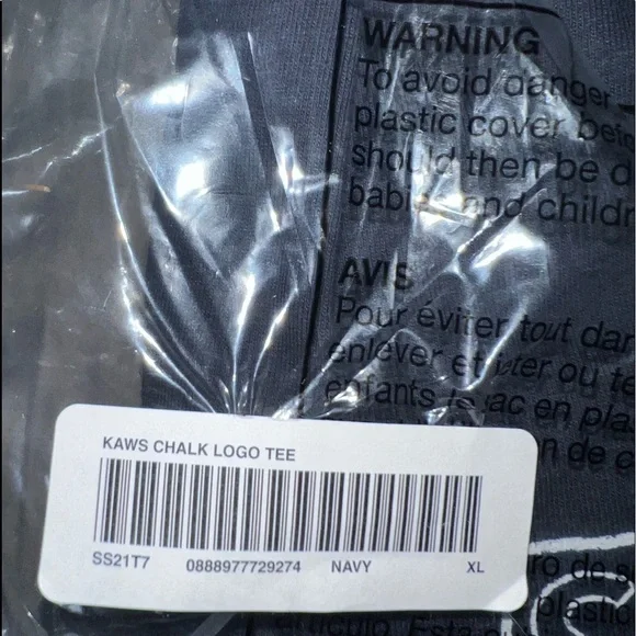 Supreme x Kaws chalk logo tee - Picture 3 of 3